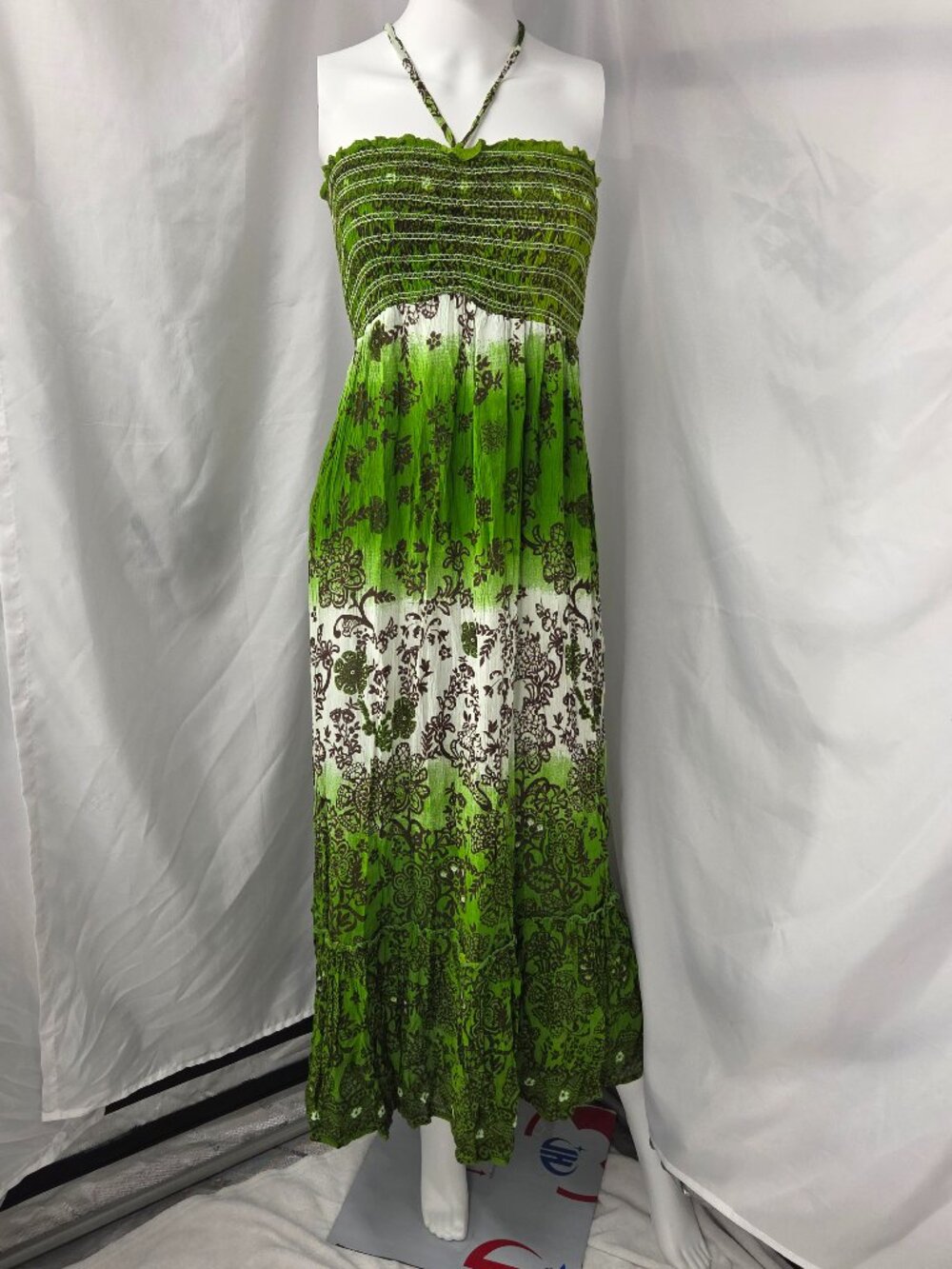 Raviya Boho Green Floral Smocked Halter Maxi Dress M Whimsigoth Fairycore Resort